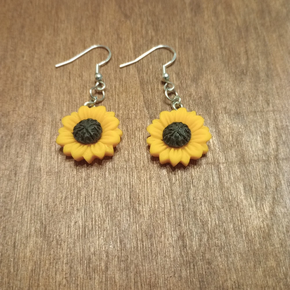Sunflower Dangle earrings - Picture 3 of 5